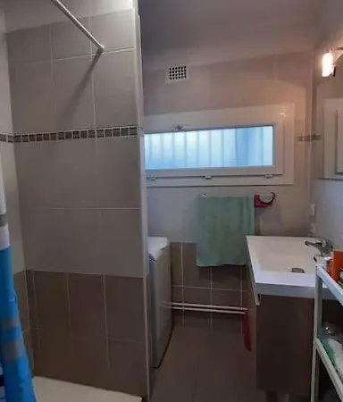 Flat With Private Parking, In The Heart Of Lejlighed *